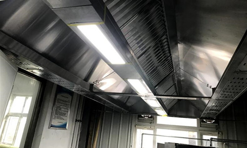 廚房設備維修保養,油煙管道清洗,大型油煙機清洗,煙道清洗,廚房清洗,油煙凈化器改造安裝